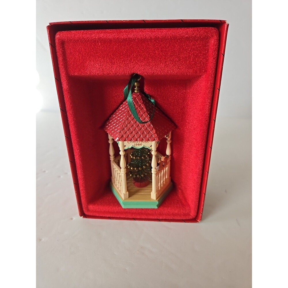 Vintage Hallmark Keepsake 1986 Sweetheart Gazebo Handcrafted Ornament